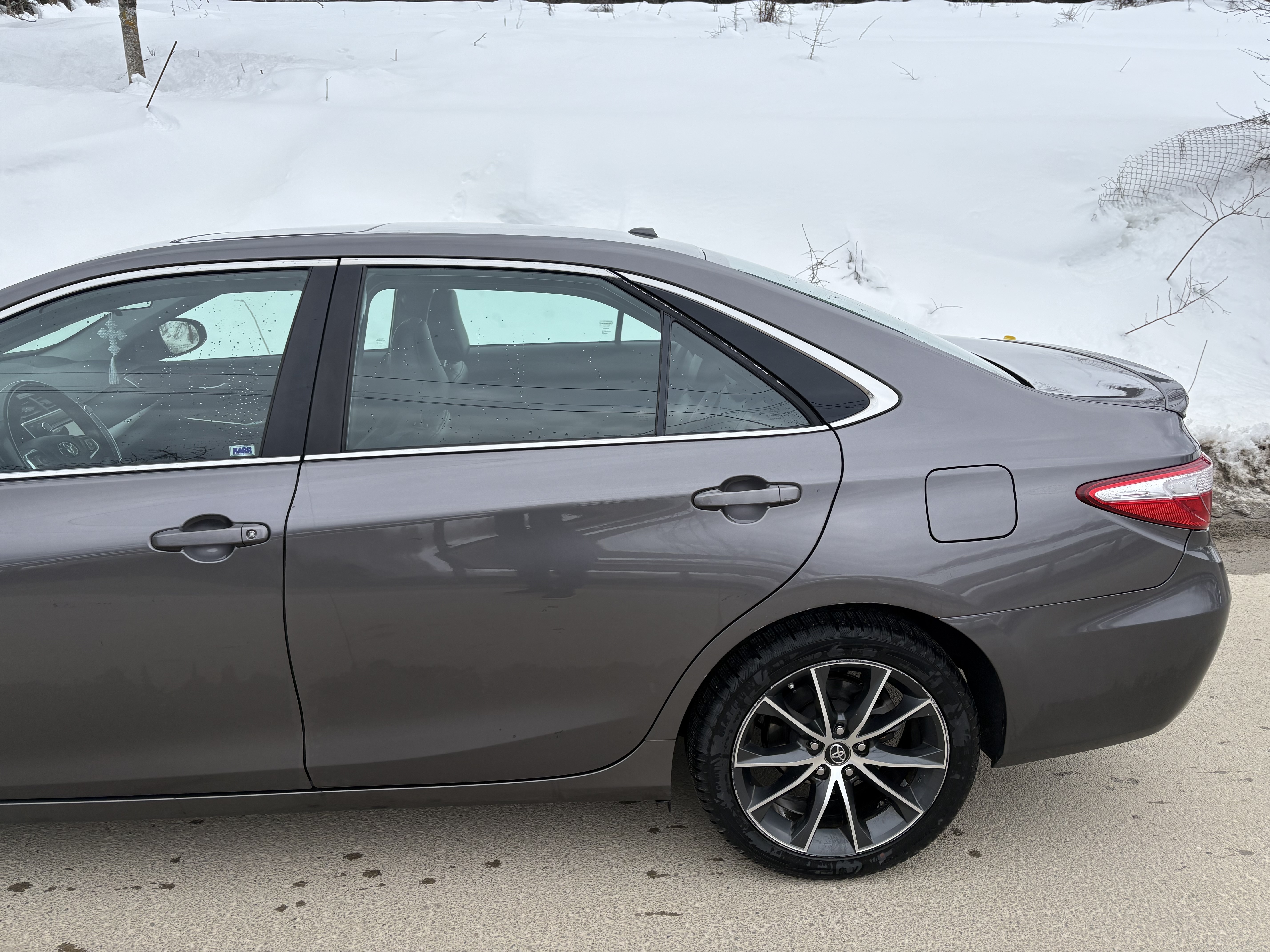Toyota Camry - фото 5