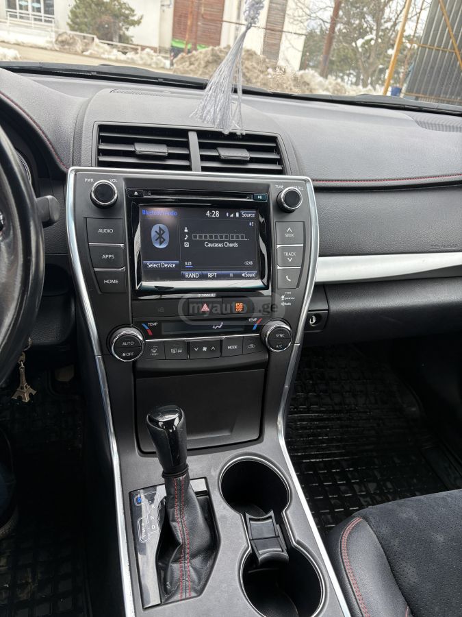 Toyota Camry - фото 7