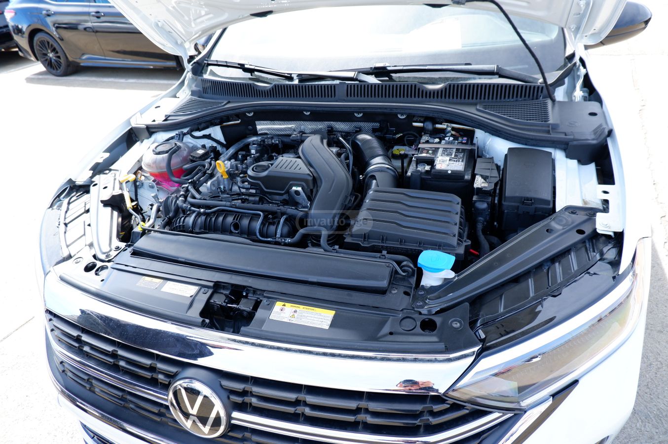 Volkswagen Jetta - фото 14