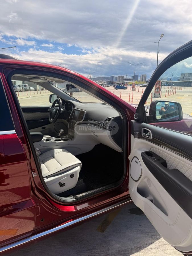 Jeep Grand Cherokee - фото 14