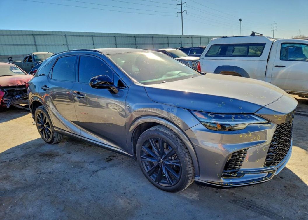 Lexus RX 500 - фото 1