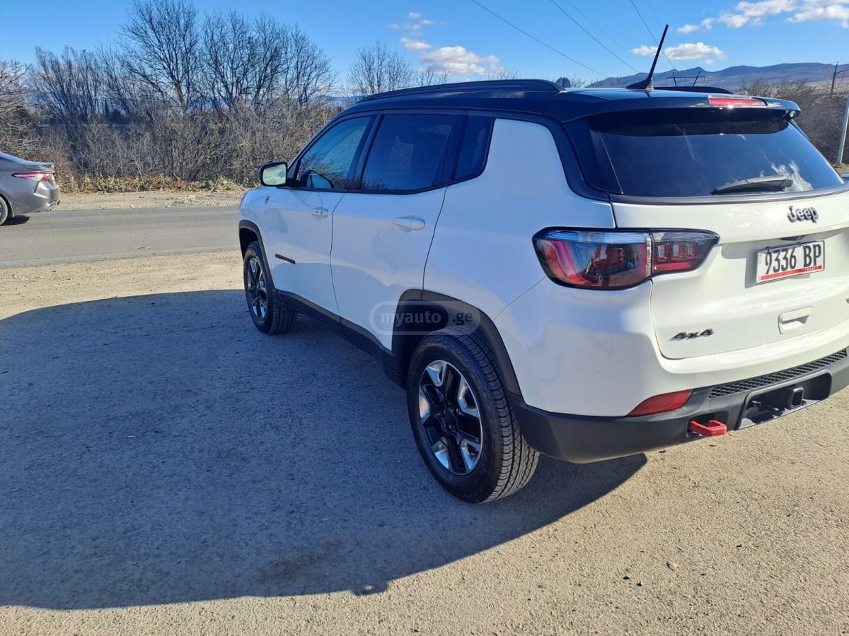 Jeep Compass - фото 4