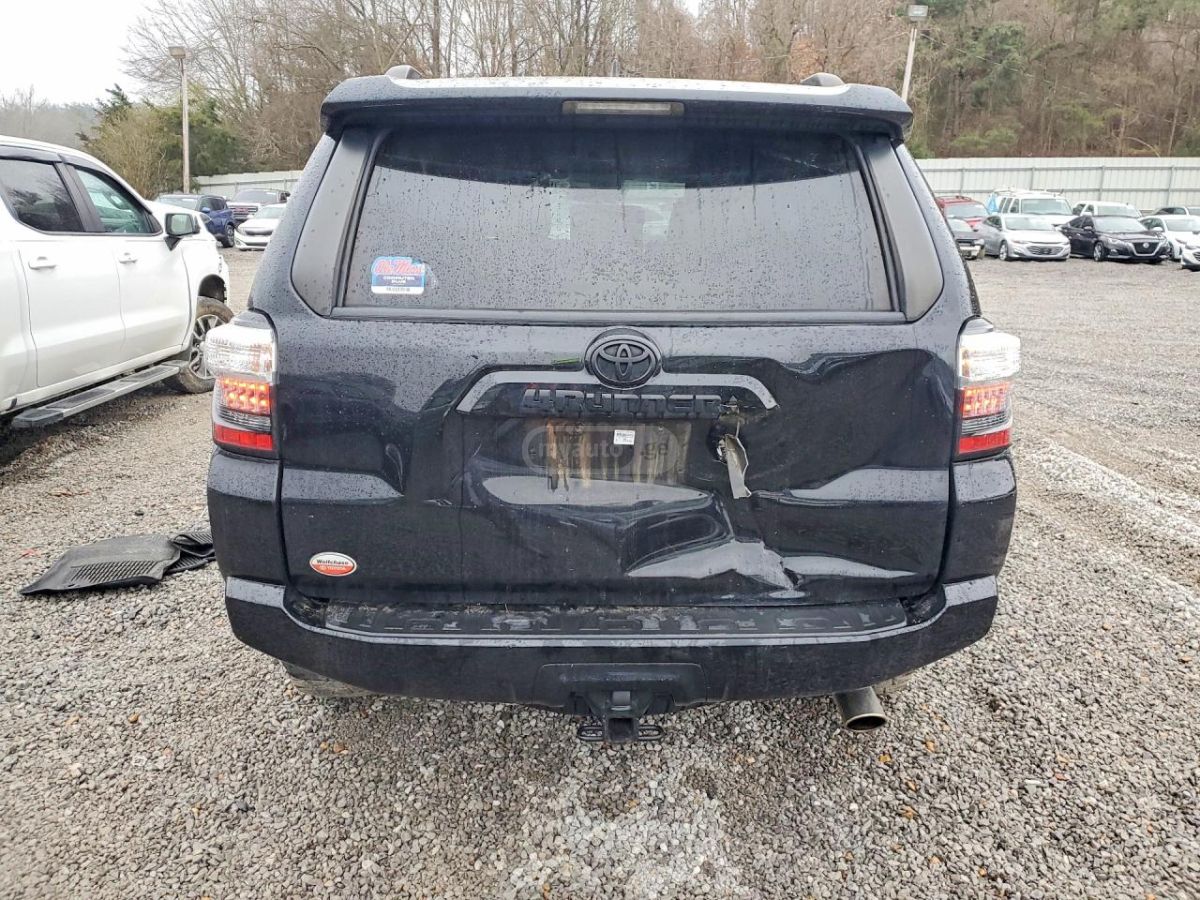 Toyota 4 Runner - фото 6