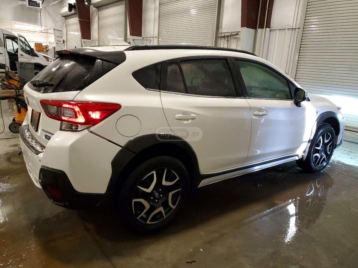 Subaru Crosstrek - фото 3