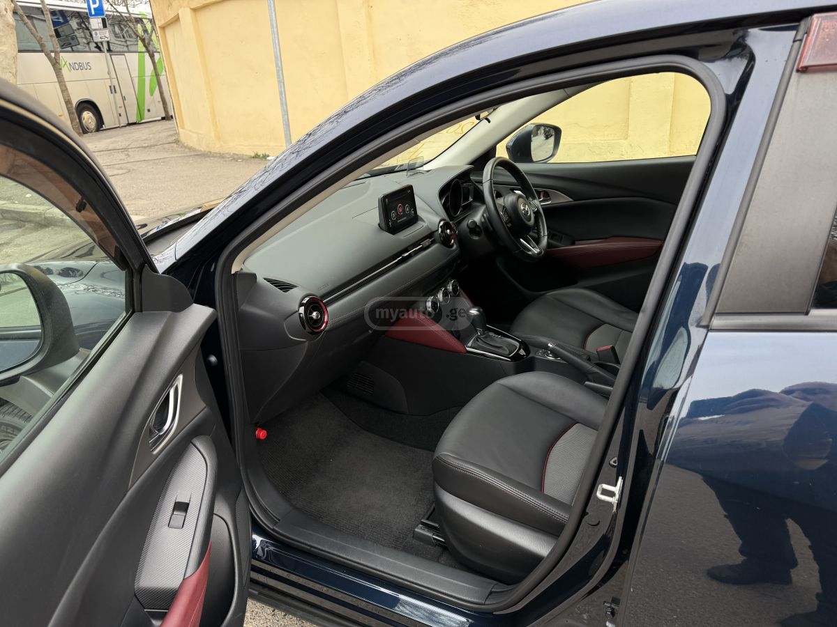 Mazda CX-3 - фото 10