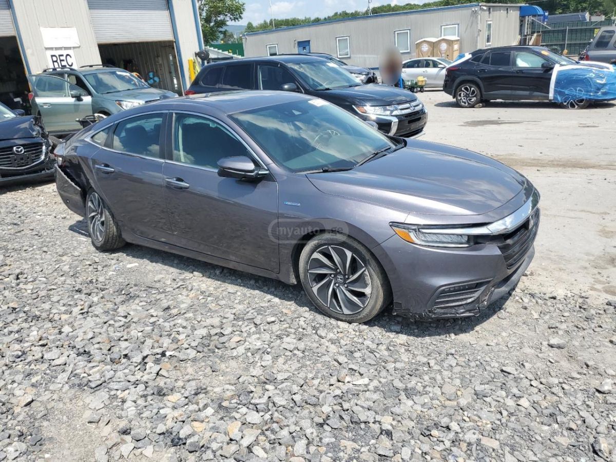 Honda Insight - фото 2