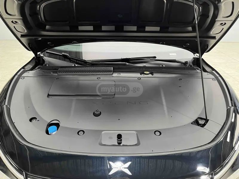 XPeng P7 2024 — миниатюра 8