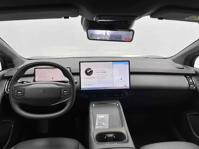 XPeng P7 2024 — миниатюра 9