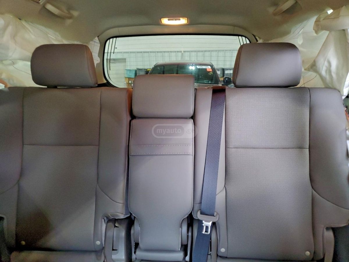 Lexus GX 460 - фото 10