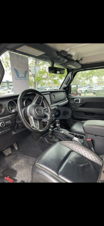 Jeep Wrangler - фото 7