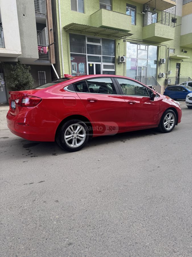 Chevrolet Cruze - фото 6