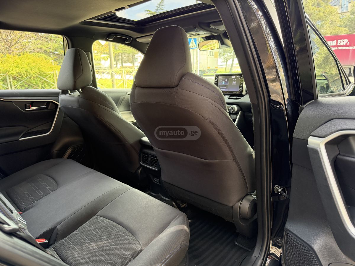 Toyota Rav 4 - фото 11