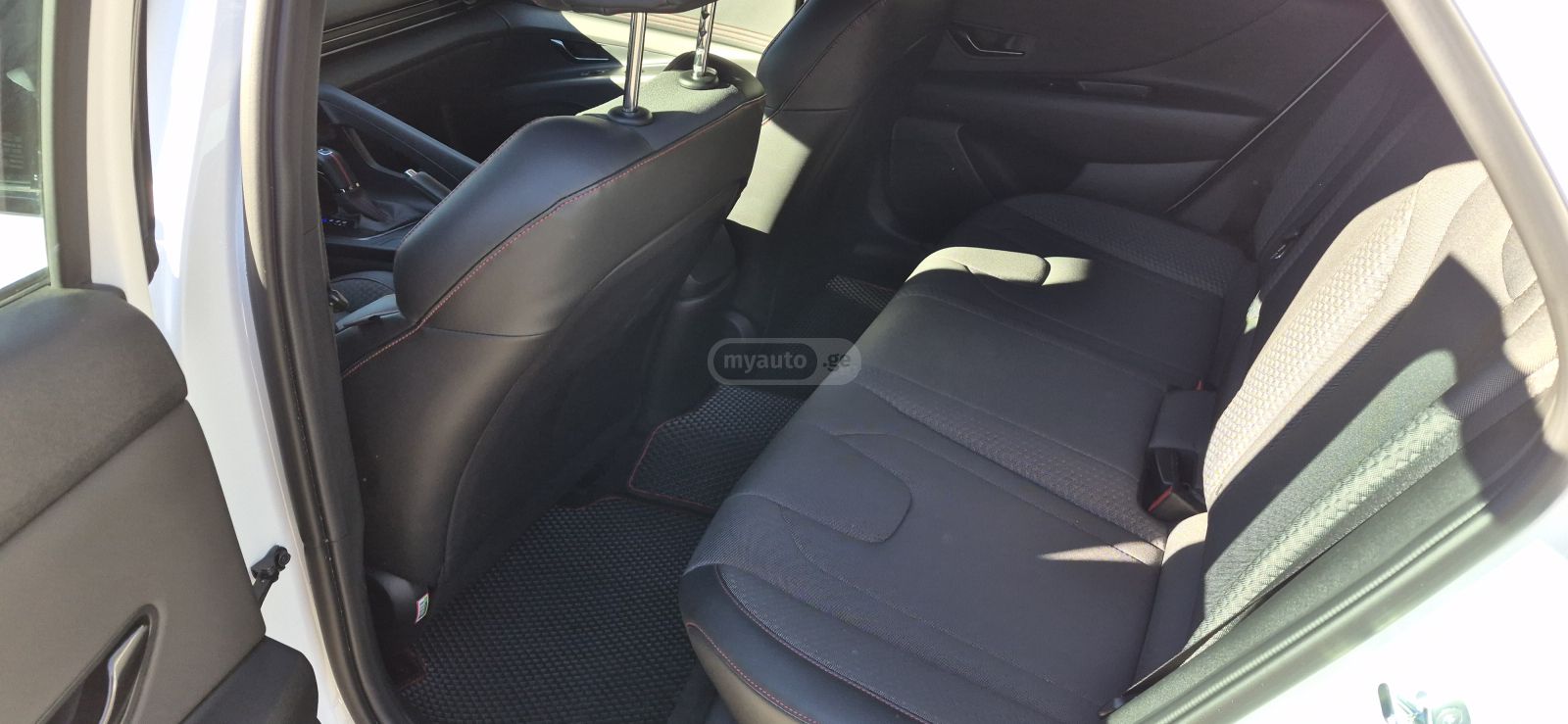 Hyundai N Line 4dr Sedan Automatic — миниатюра 7