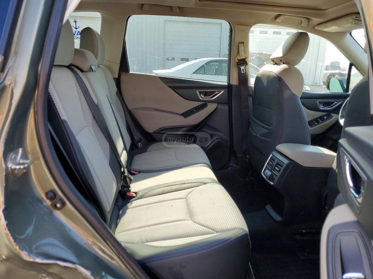 Subaru Forester - фото 11