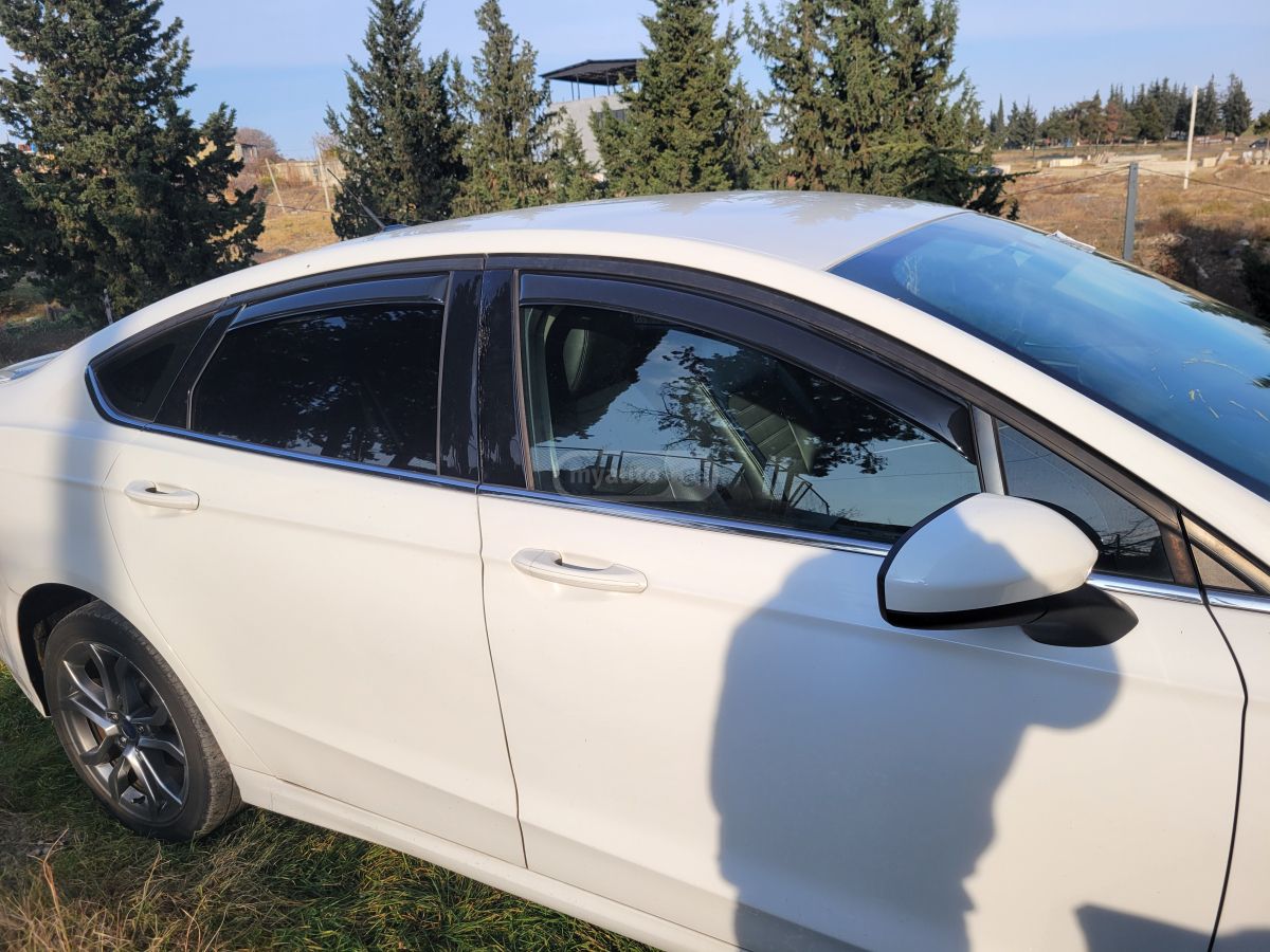 Ford Fusion - фото 6