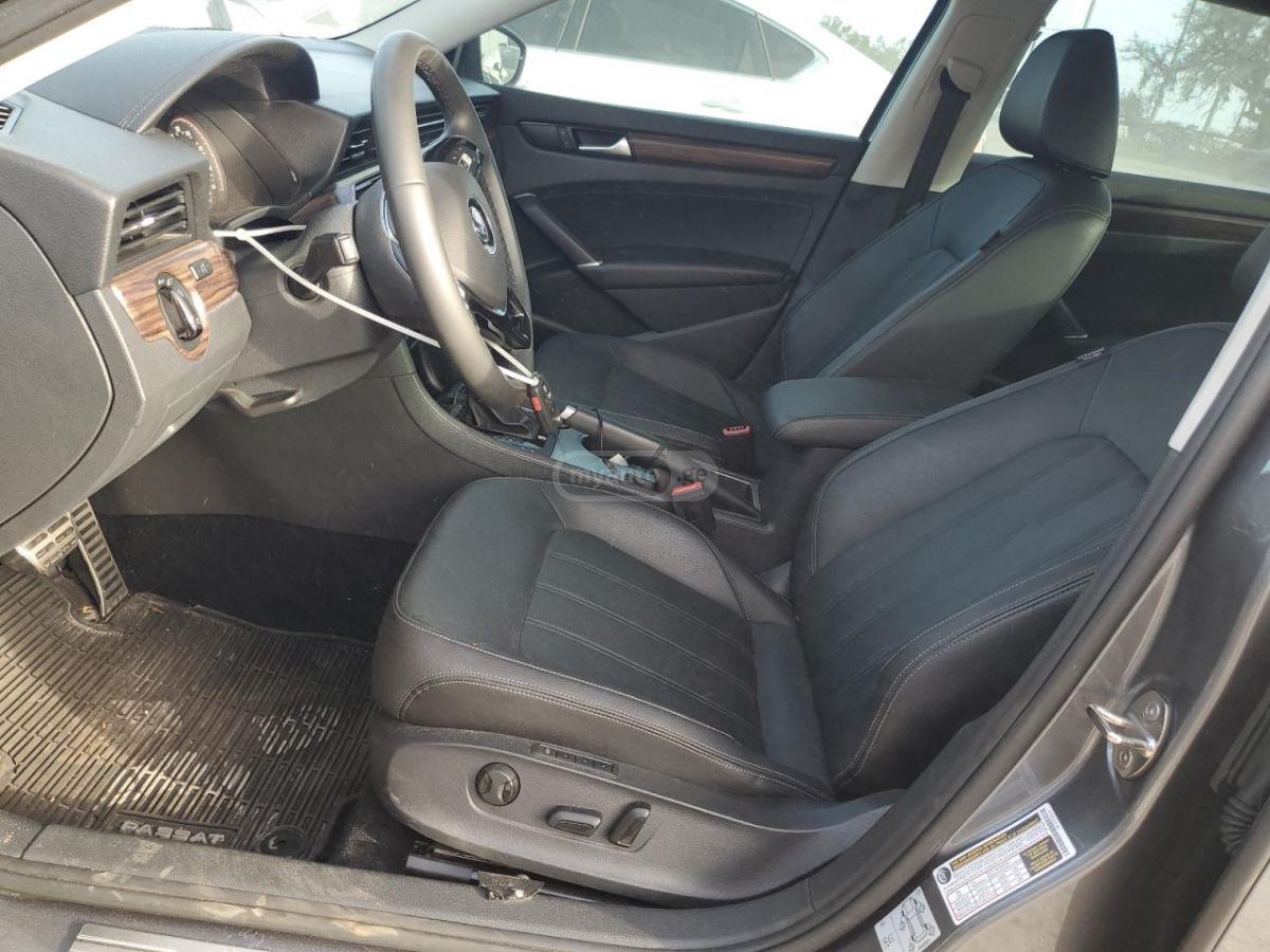 Volkswagen Passat 2022 — миниатюра 7