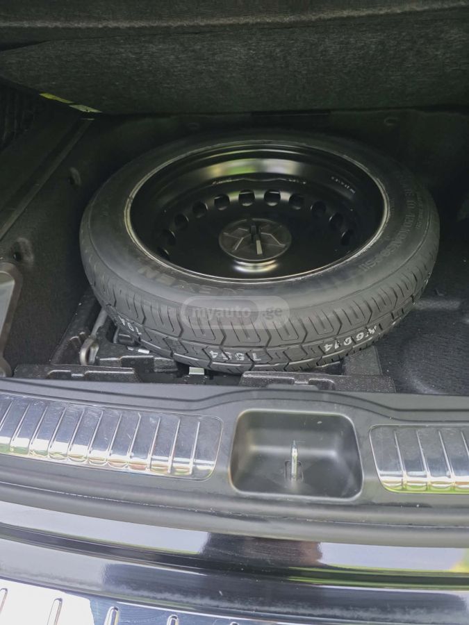 Mercedes-Benz GLE 350 - фото 14