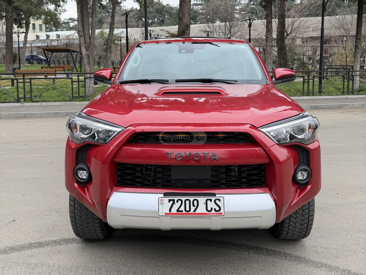 Toyota 4Runner - фото 2