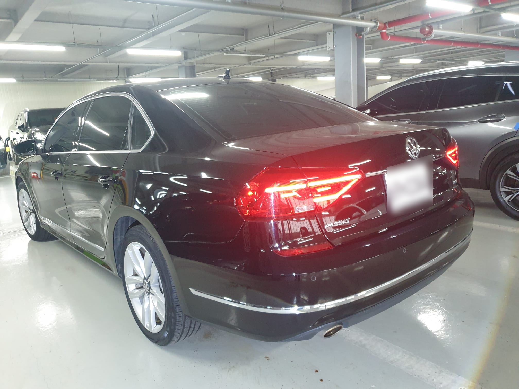 Volkswagen Passat - фото 10