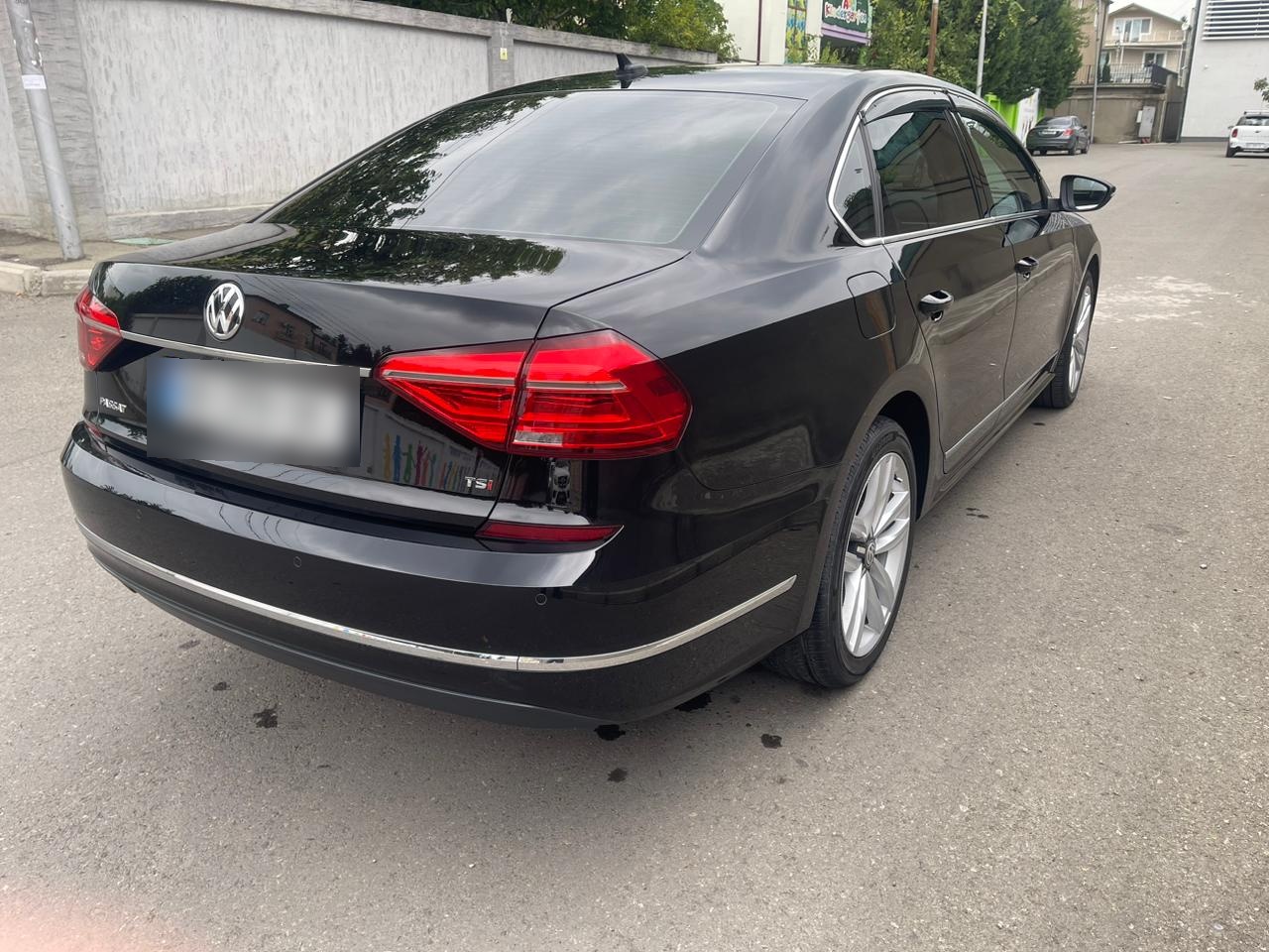 Volkswagen Passat - фото 5