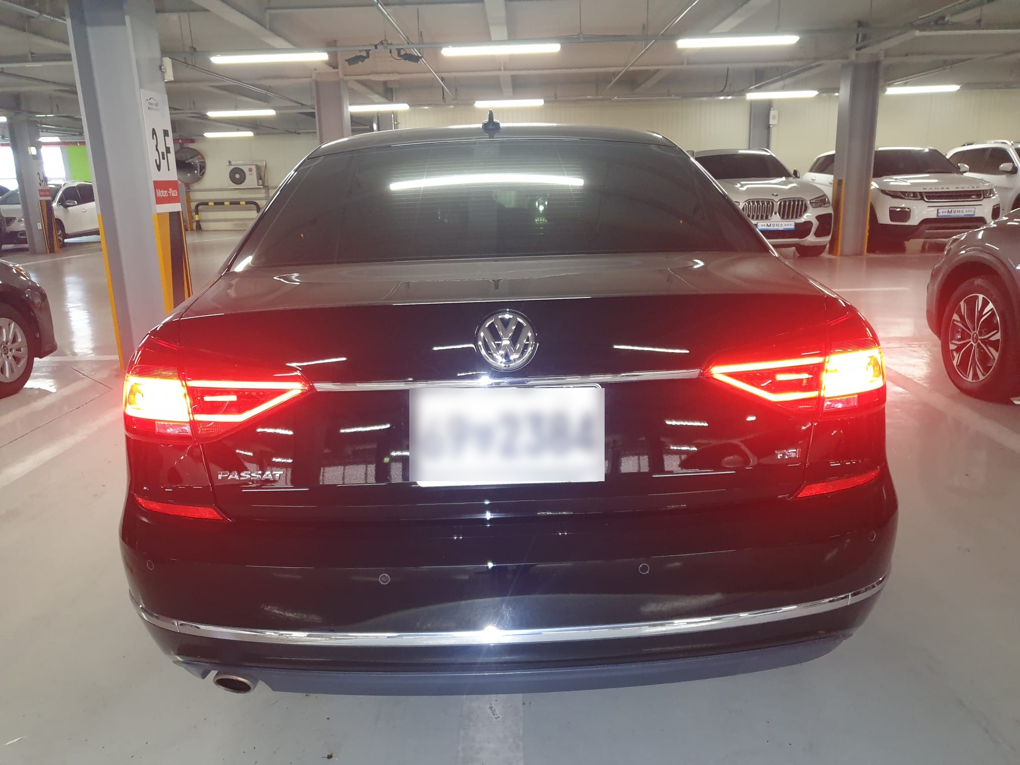 Volkswagen Passat - фото 9