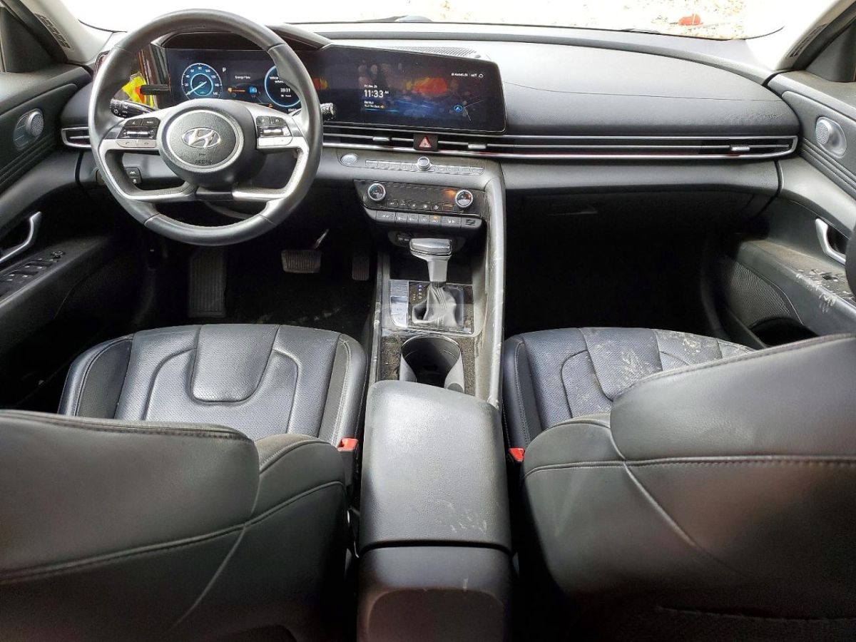 Hyundai Elantra - фото 8