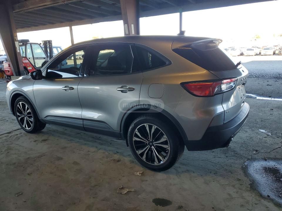 Ford Escape - фото 2