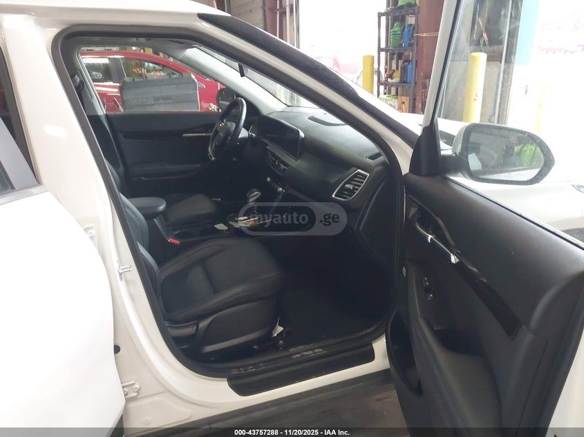 Kia Seltos - фото 5