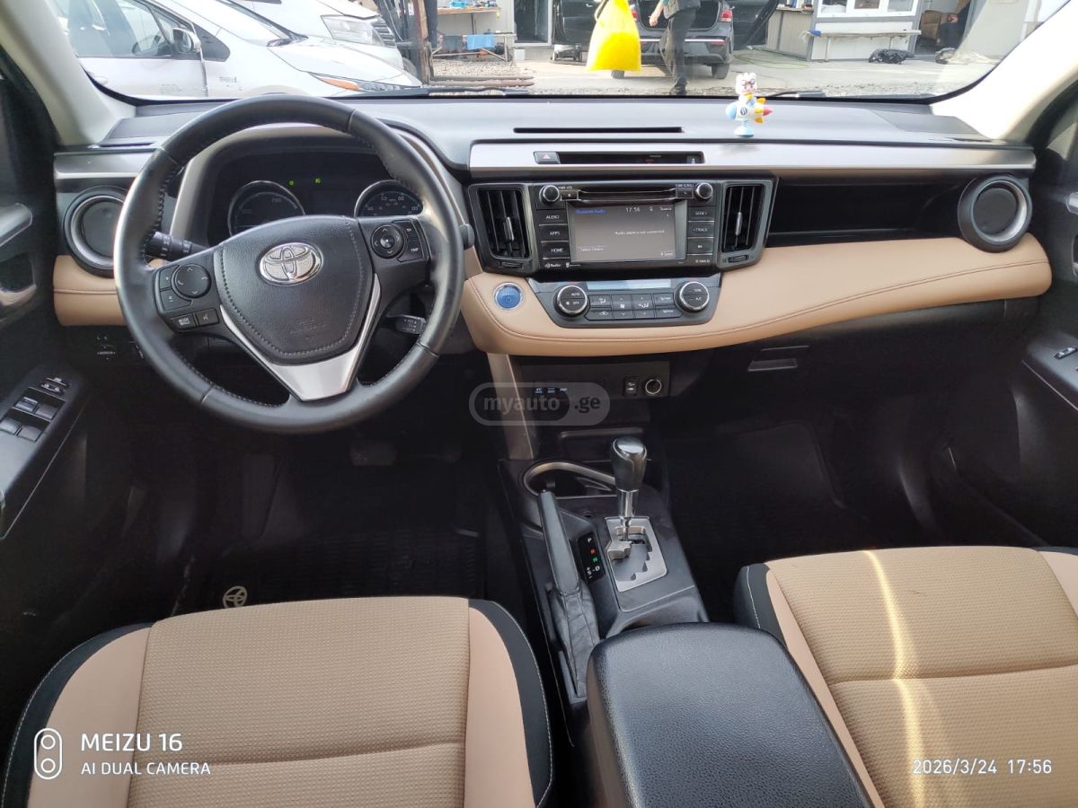 Toyota RAV 4 - фото 5