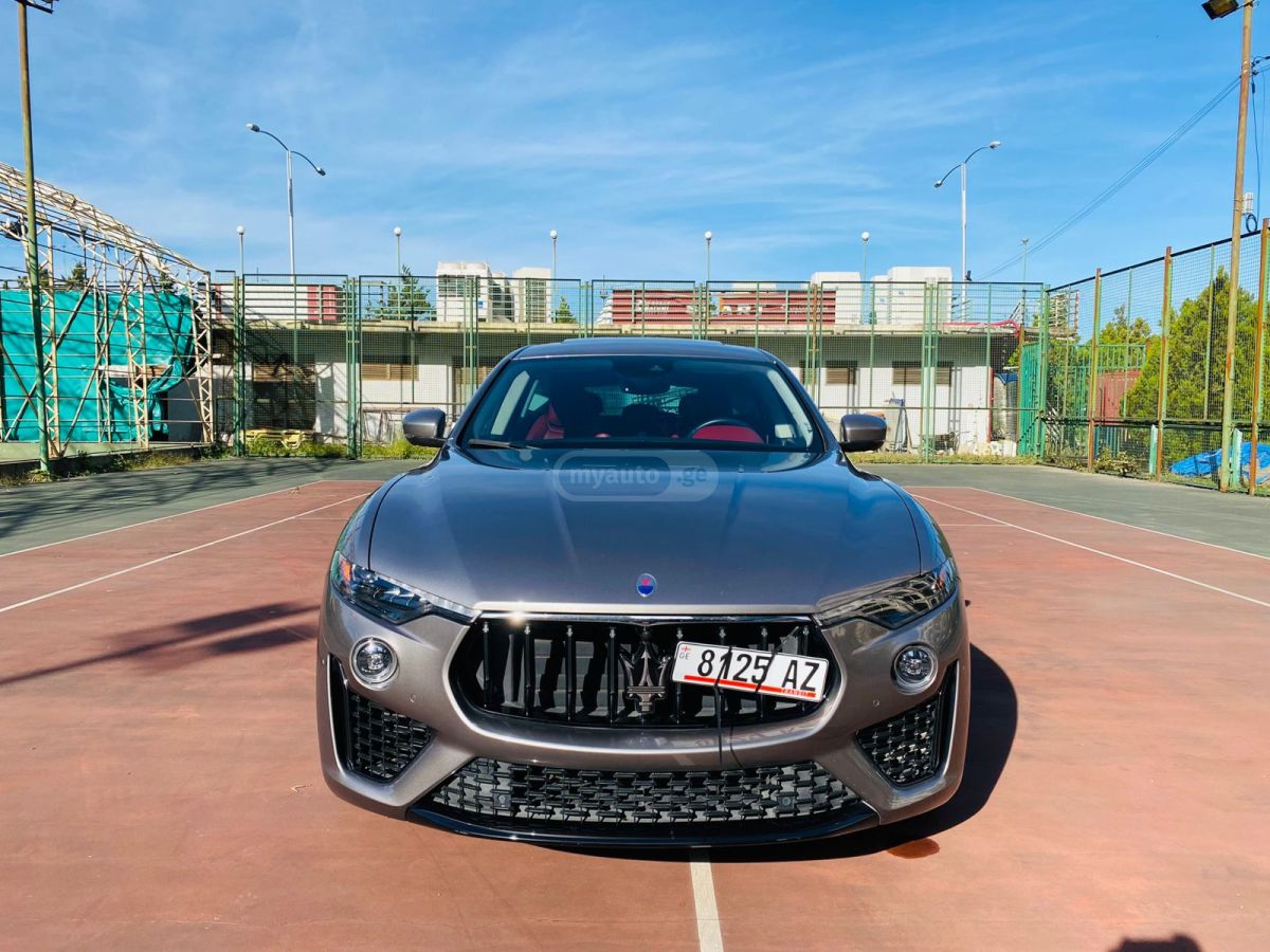 Maserati Levante - фото 1