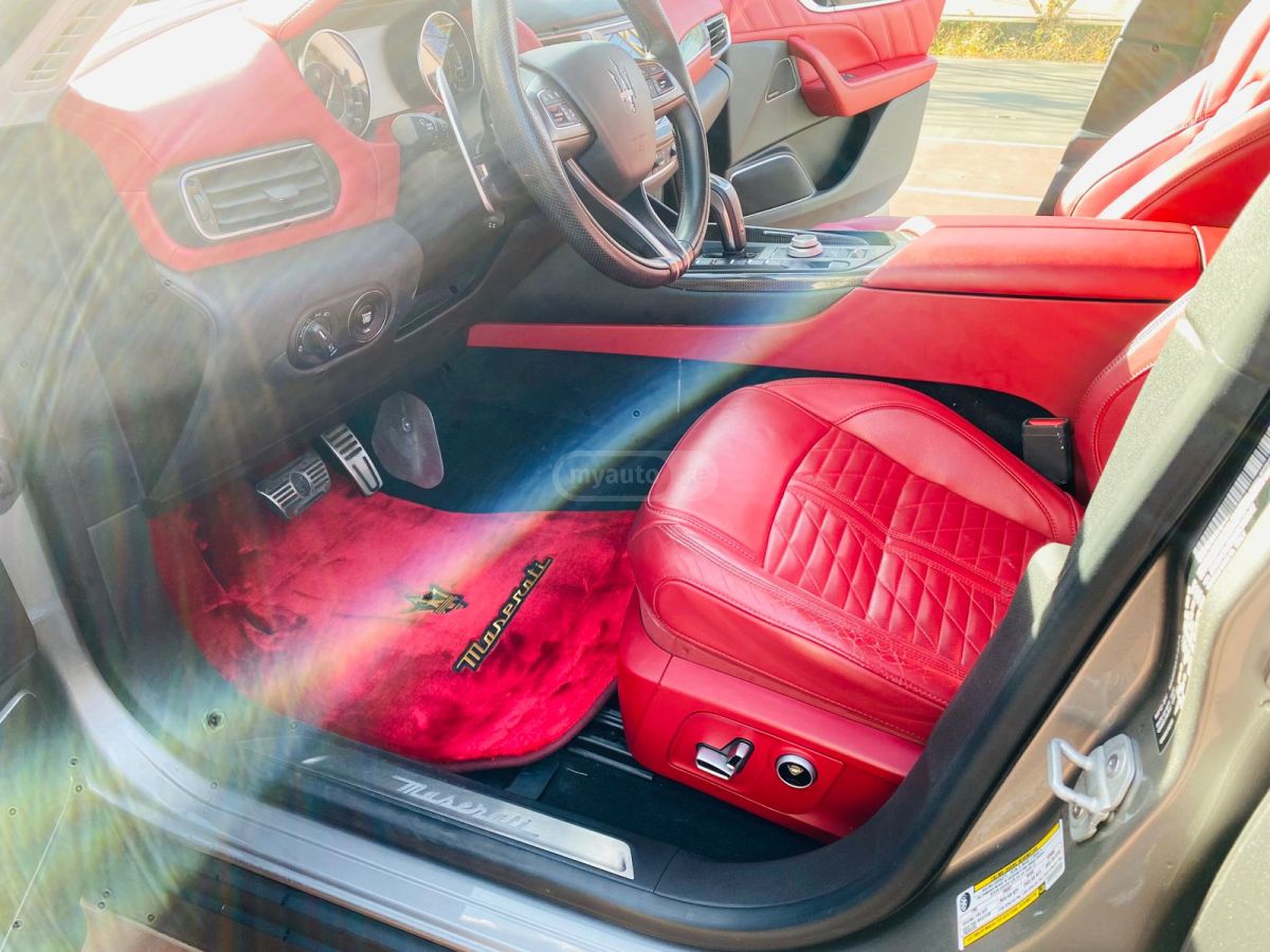 Maserati Levante - фото 12