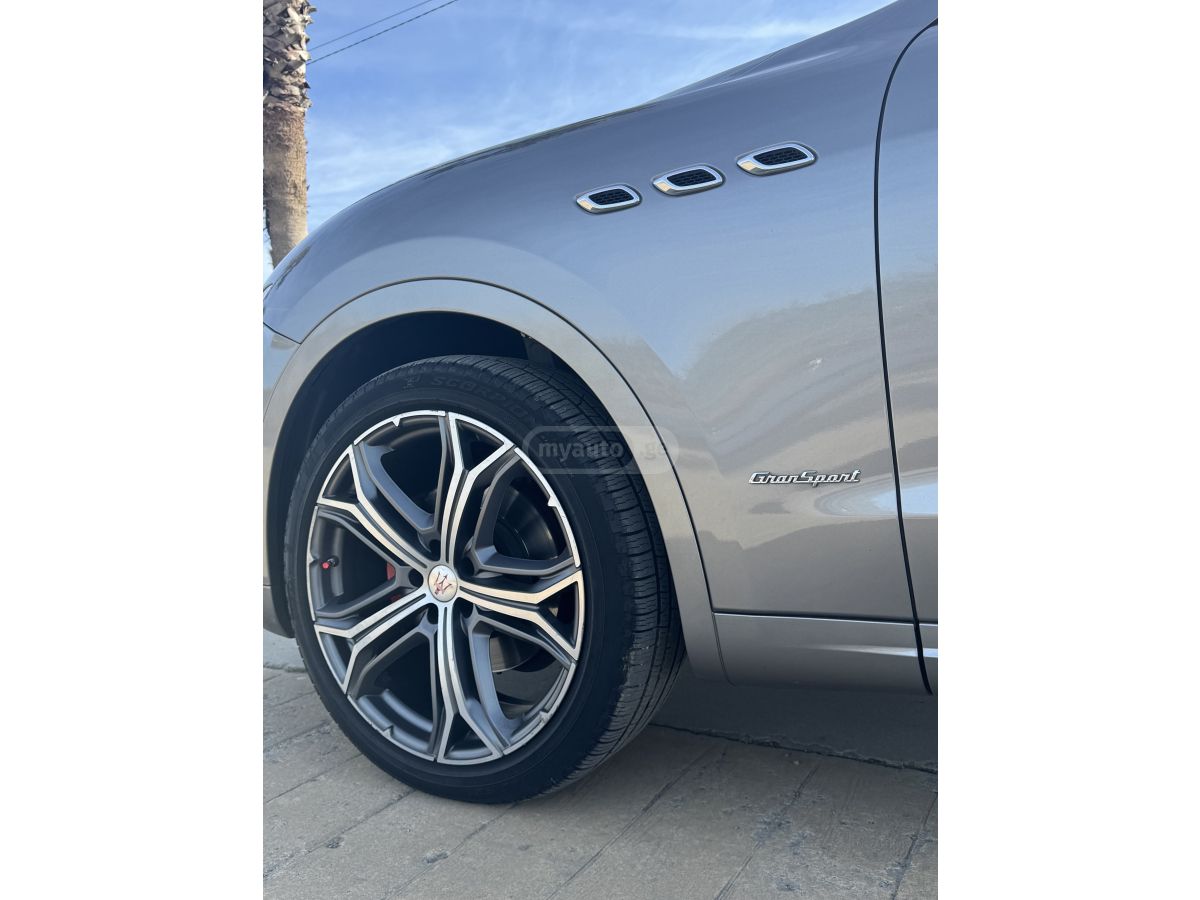 Maserati Levante - фото 9