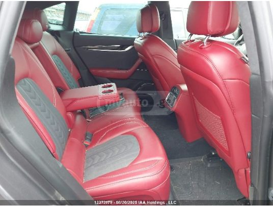 Maserati Levante - фото 6