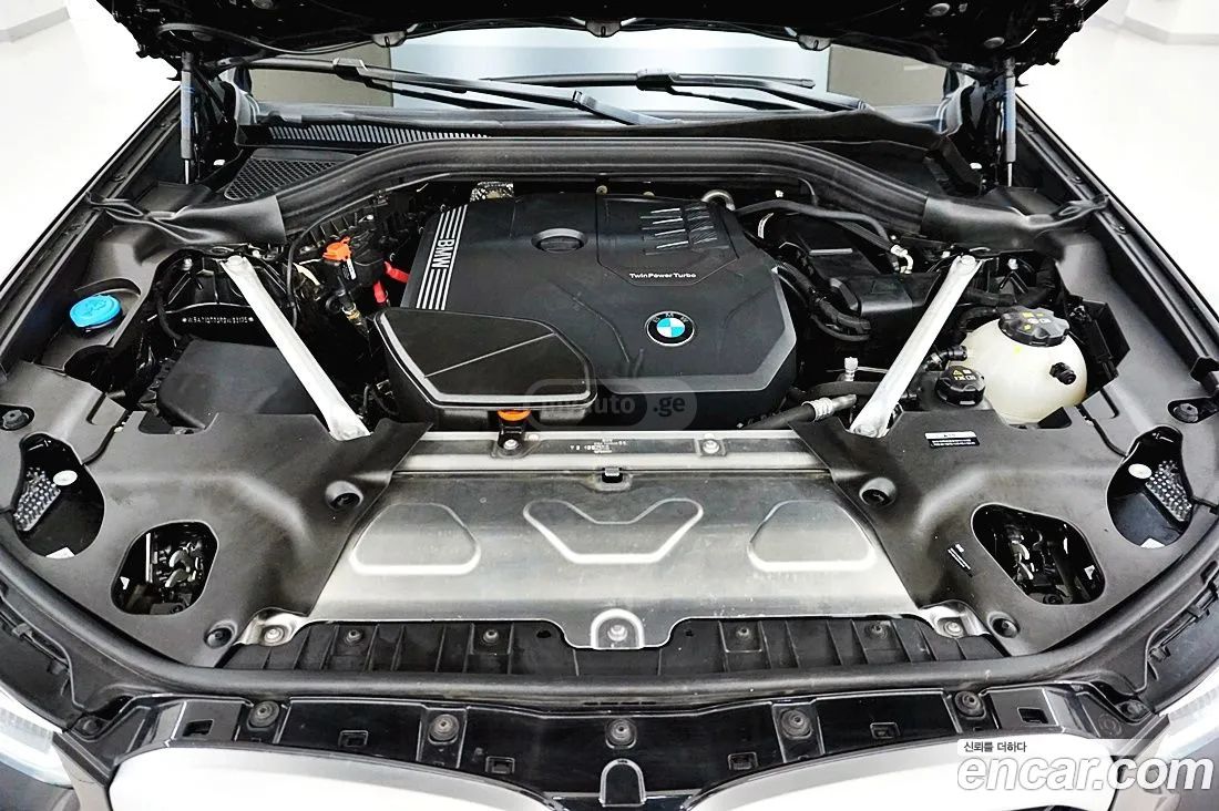 BMW X4 2024 — миниатюра 8