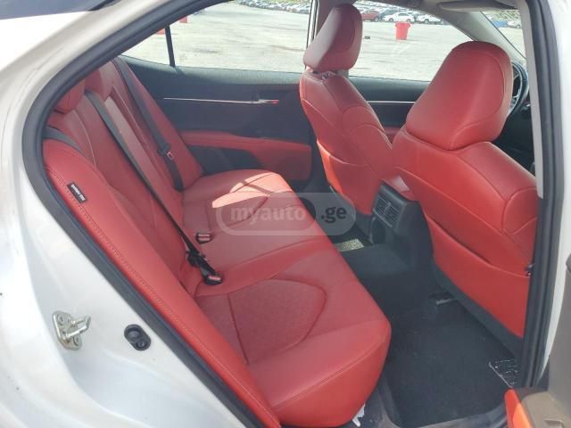 Toyota Camry - фото 9