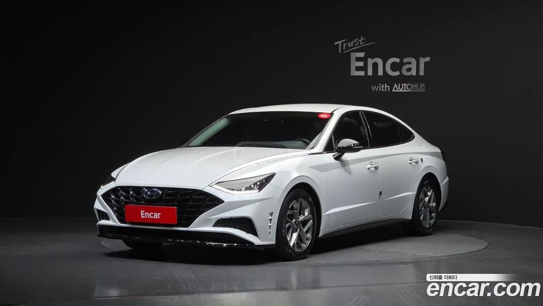 Hyundai Sonata - фото 1