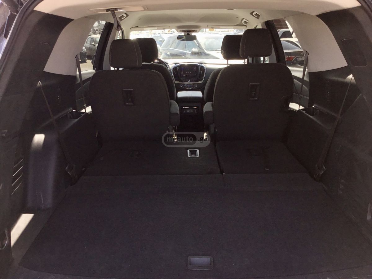 Chevrolet High Country All-Wheel Drive A — миниатюра 10