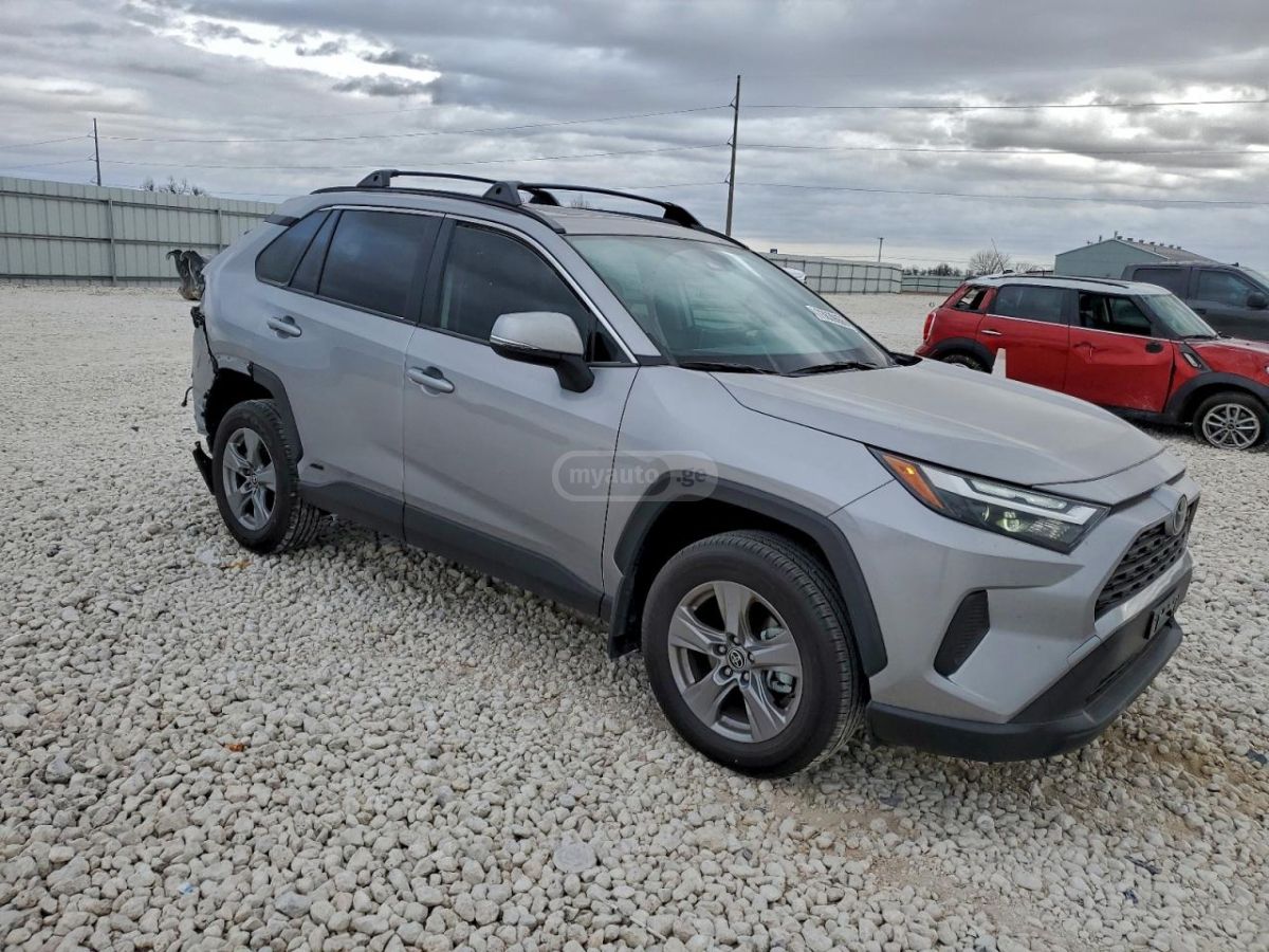 Toyota XLE — миниатюра 2