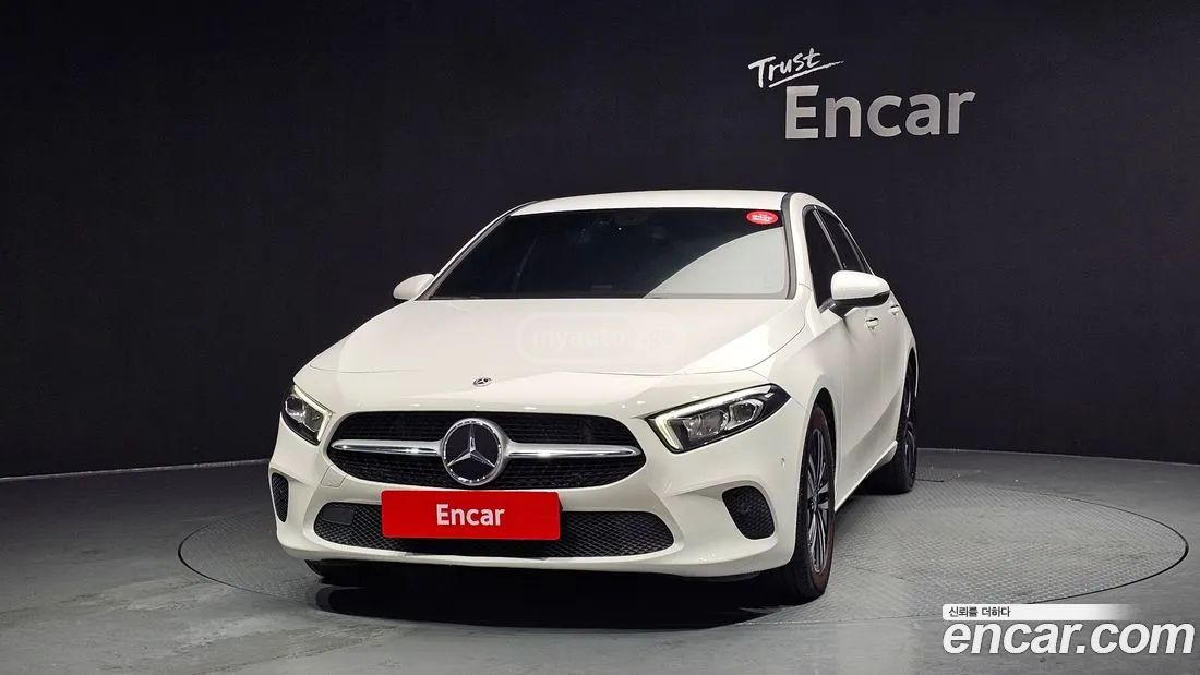 Mercedes-Benz A 45 AMG 2021 — миниатюра 3