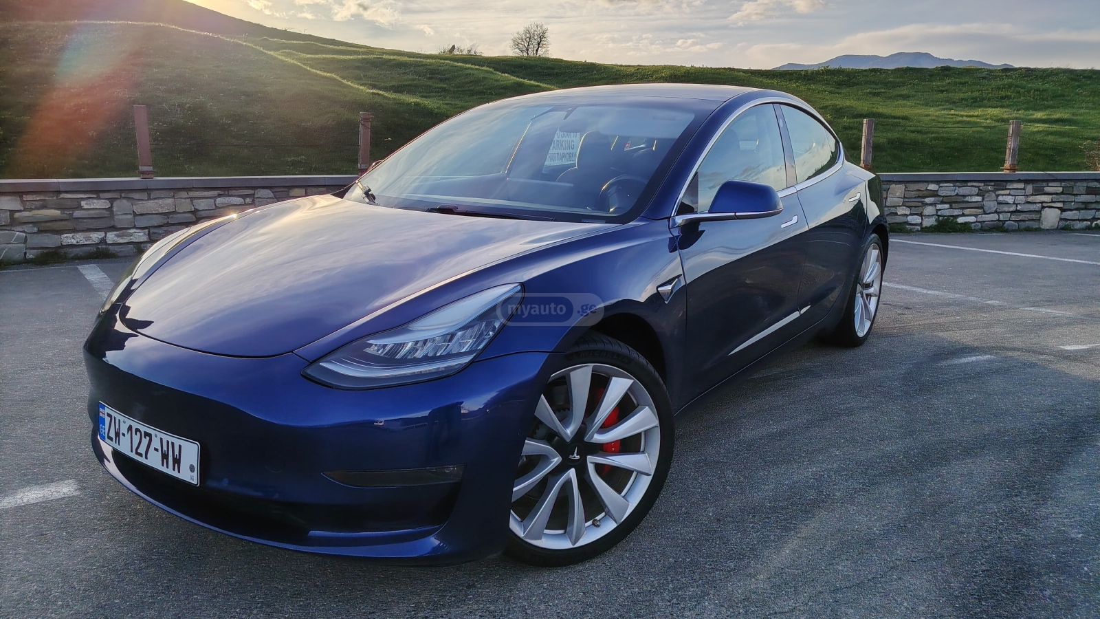 Tesla Model 3 - фото 3