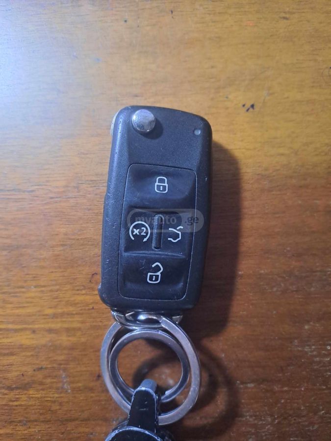 Volkswagen Passat - фото 14