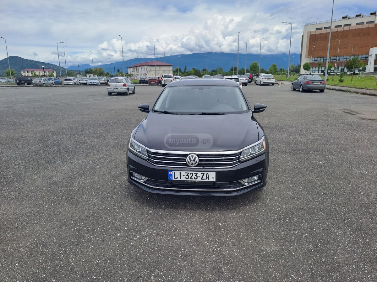 Volkswagen Passat - фото 4