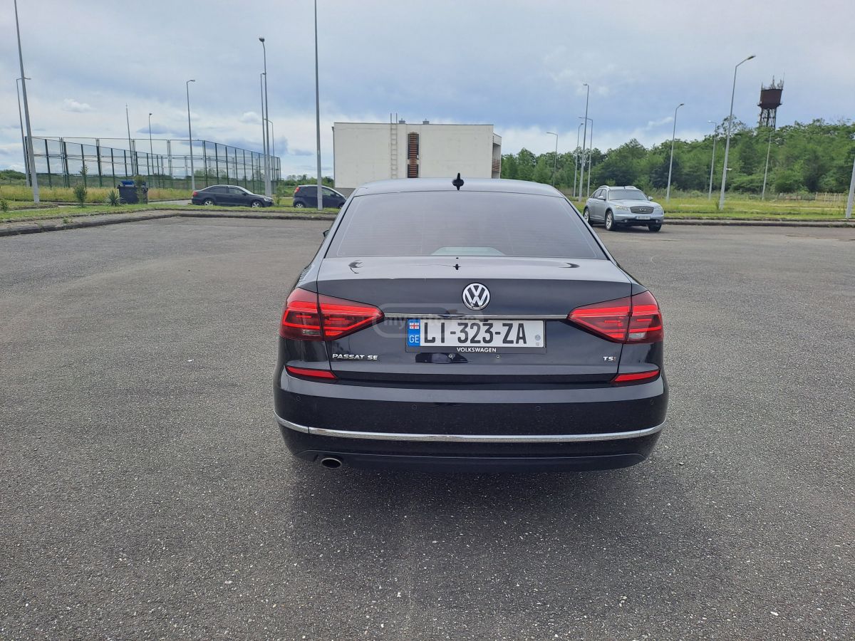Volkswagen Passat - фото 5