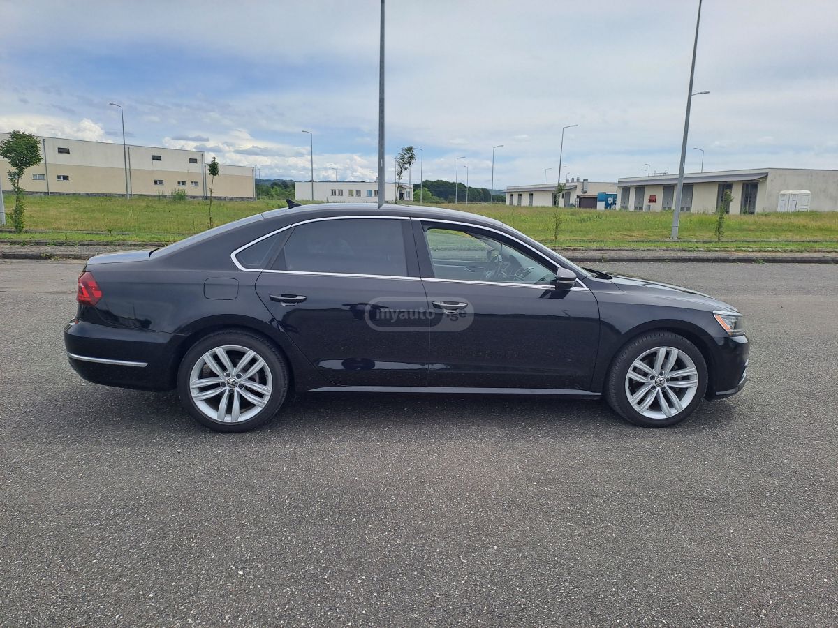 Volkswagen Passat - фото 6