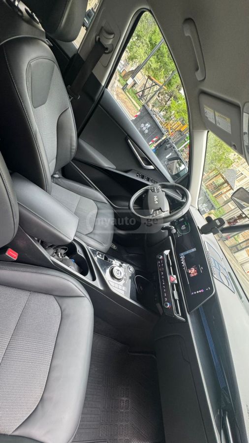 Kia Niro - фото 10