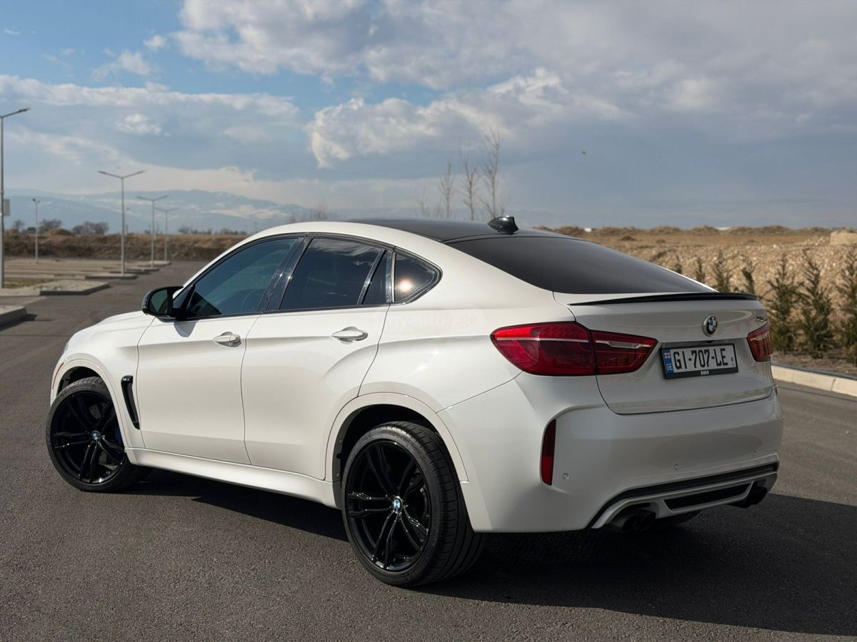 BMW X6 M - фото 9