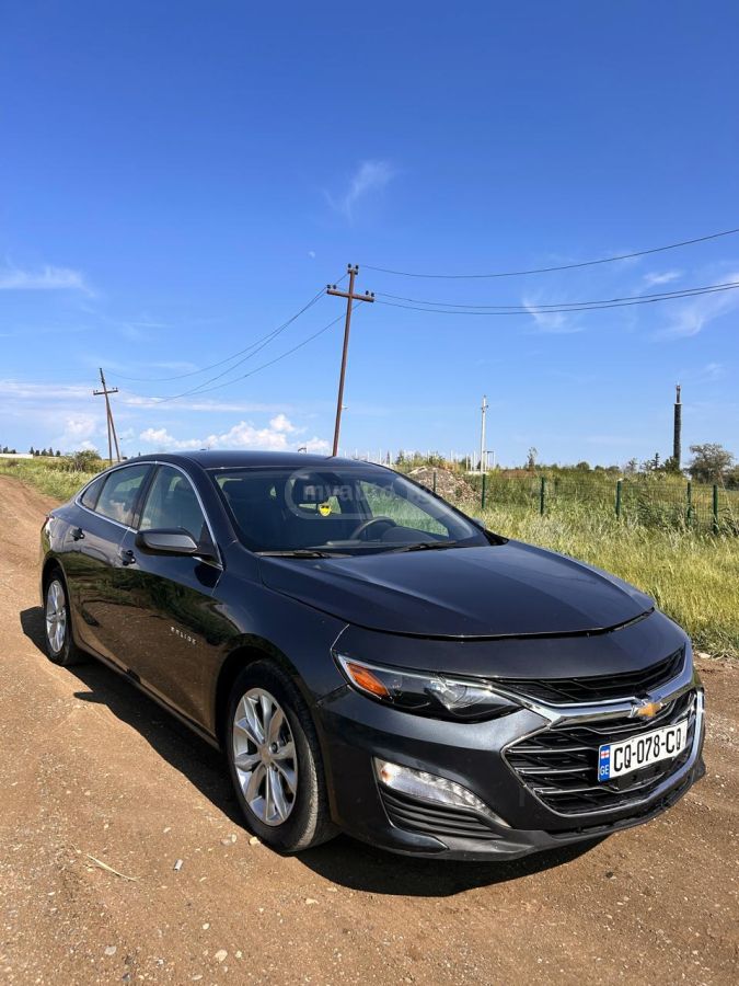 Chevrolet Malibu - фото 1