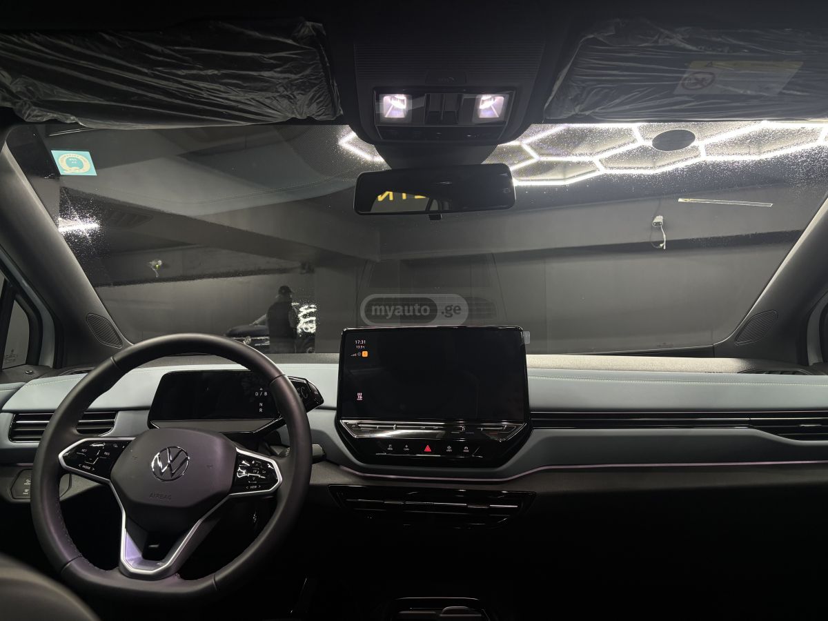 Volkswagen ID 4 - фото 11