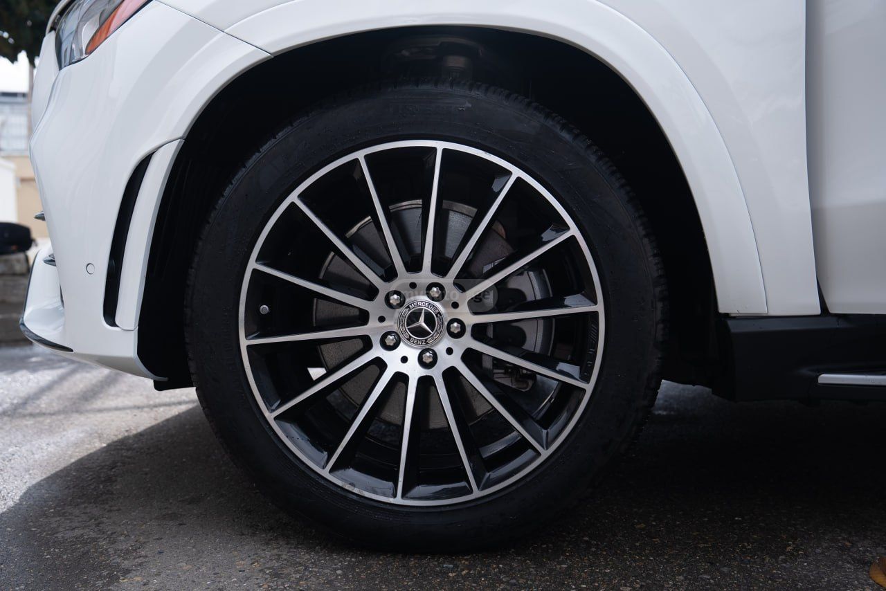 Mercedes-Benz Base GLE 450 4dr All-Wheel Dri — миниатюра 6