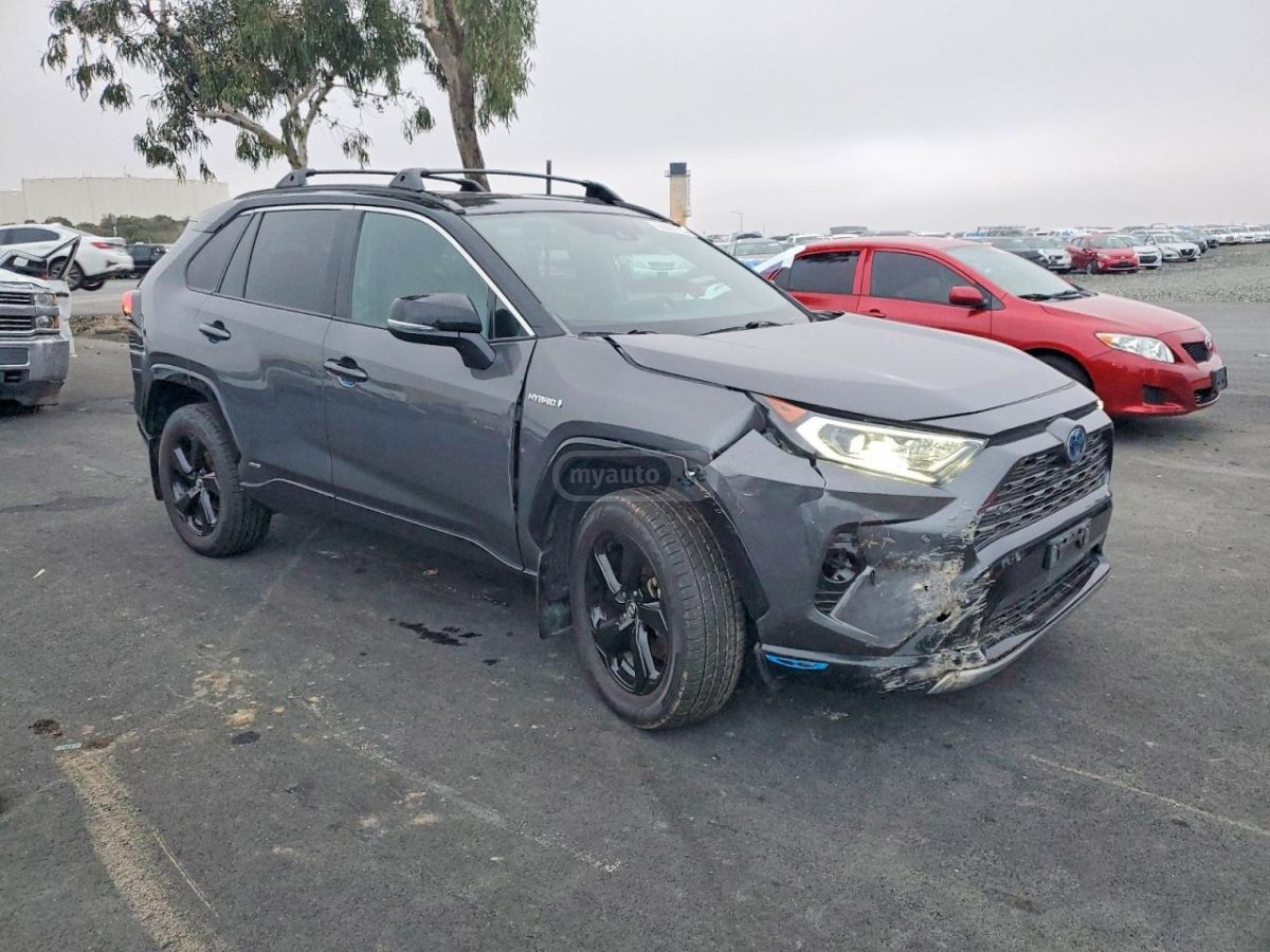 Toyota RAV 4 - фото 4